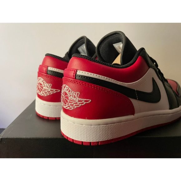 Nike Air Jordan 1 Low - Bred Toe - Picture 4 of 8